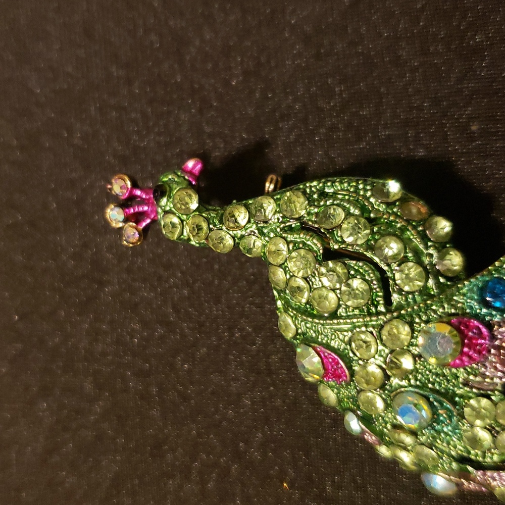 Multicolor Peacock Brooch - Picture 3 of 8